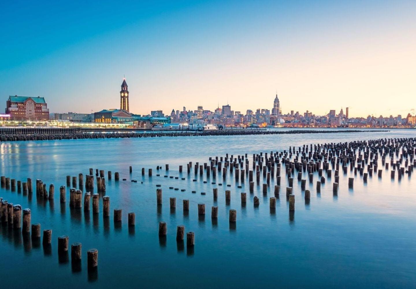 Chic Penthouse Getaway Minutes From Nyc Hoboken